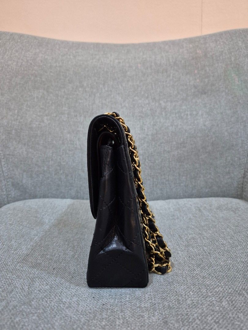 Chanel Vintage Paris Double Flap Black Lambskin 24k Gold Plated Hardware - Image 4
