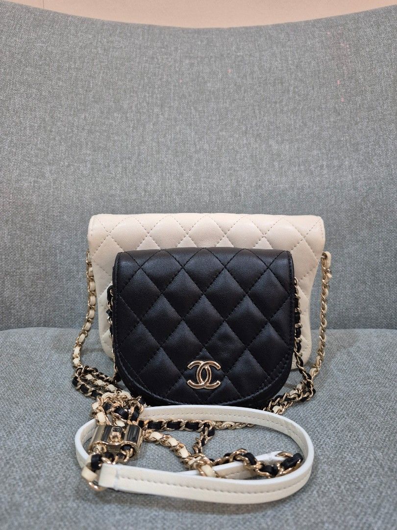 Chanel Side-Packs White/Black Lambskin Gold Hardware - Image 4