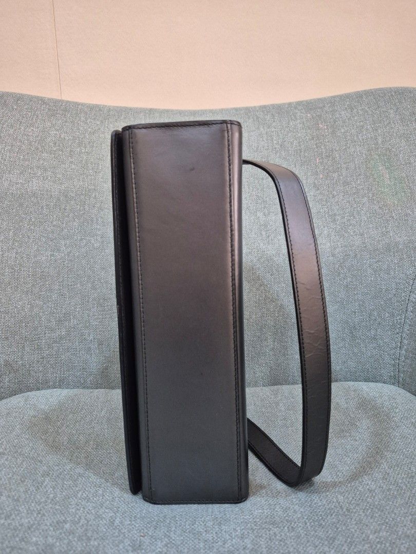 Gucci Clasp Shoulder Bag Smooth Grey Calfskin - Image 5