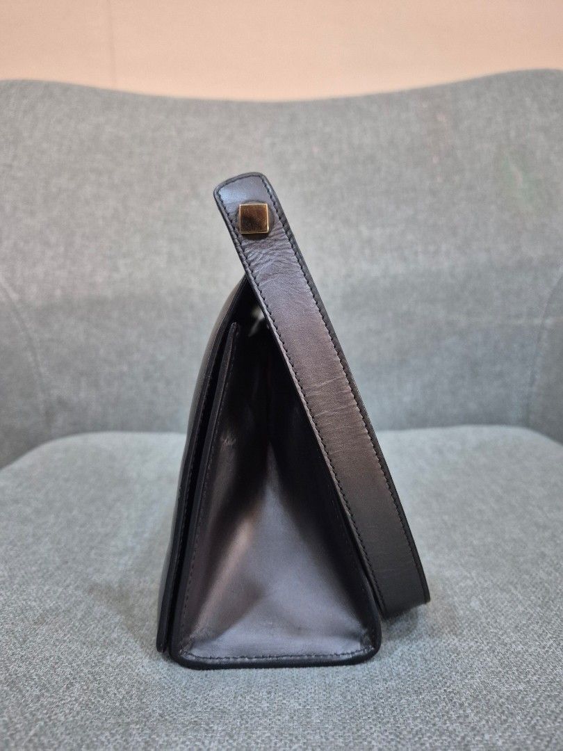 Gucci Clasp Shoulder Bag Smooth Grey Calfskin - Image 4