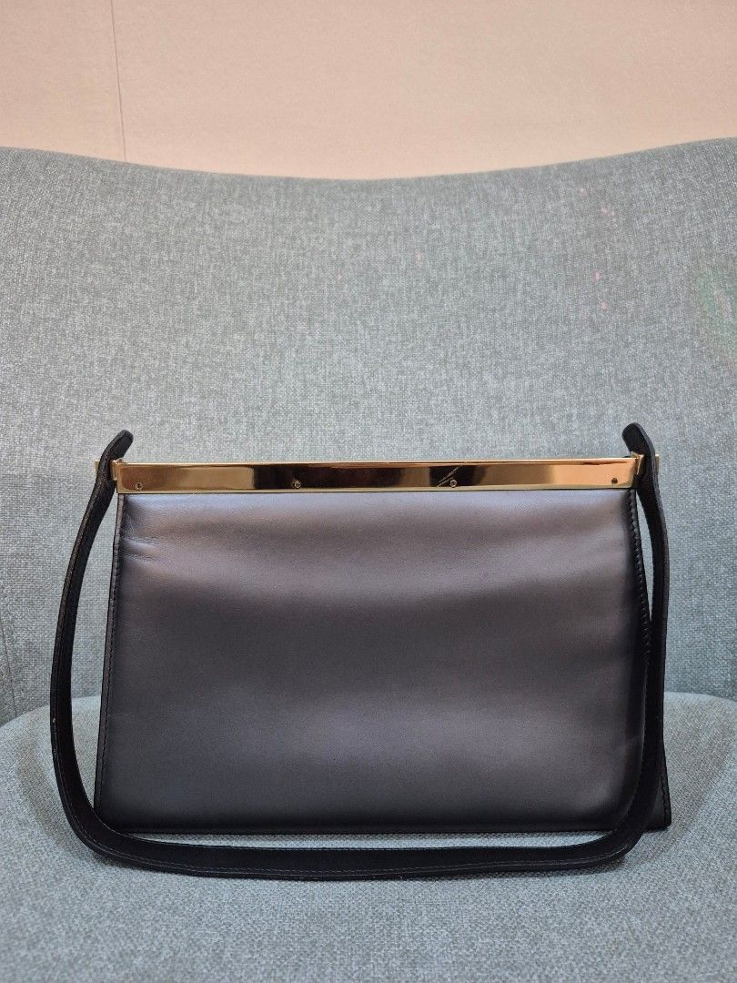 Gucci Clasp Shoulder Bag Smooth Grey Calfskin - Image 3