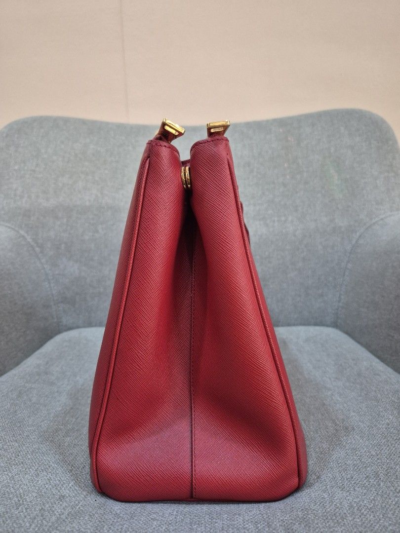 Prada Galleria Large Red Saffiano Leather Tote Bag - Image 2