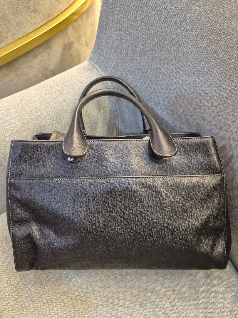 Chanel Executive Cerf Tote Black Caviar Leather Silver Hardware - Image 3