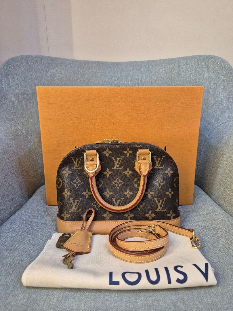Louis Vuitton Alma BB Monogram Canvas - Image 2