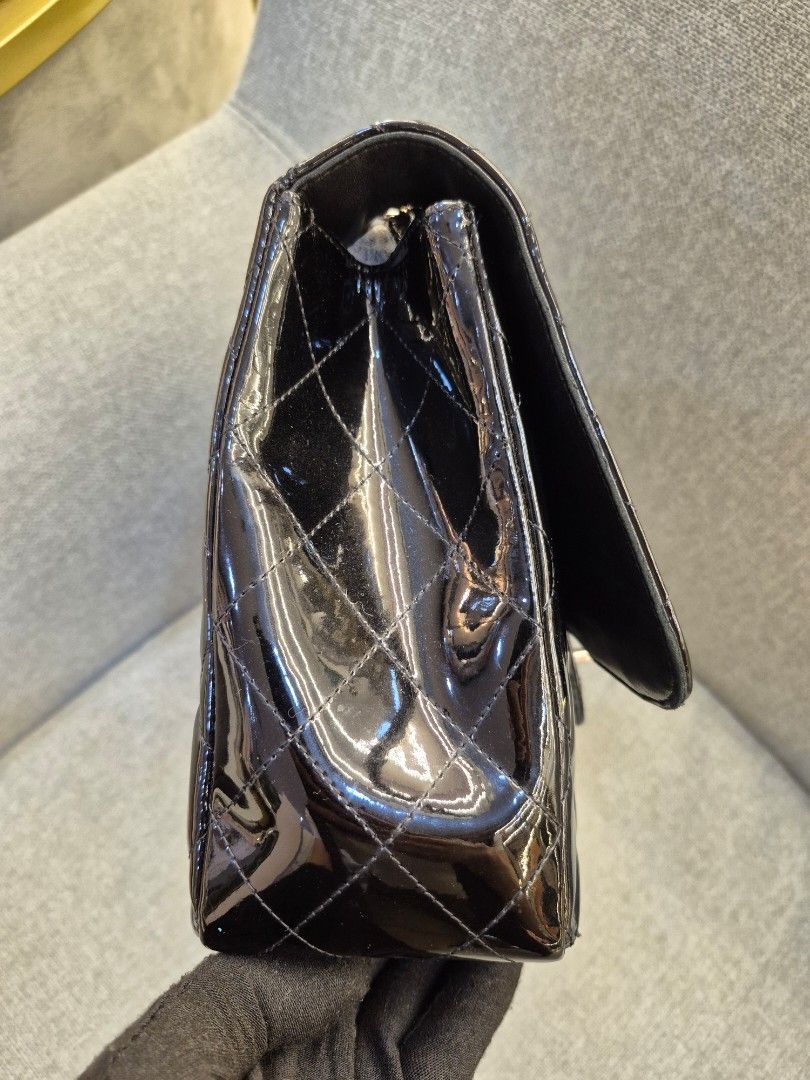 Chanel Jumbo Single Flap Black Patent Leather Silver Hardware - Image 2