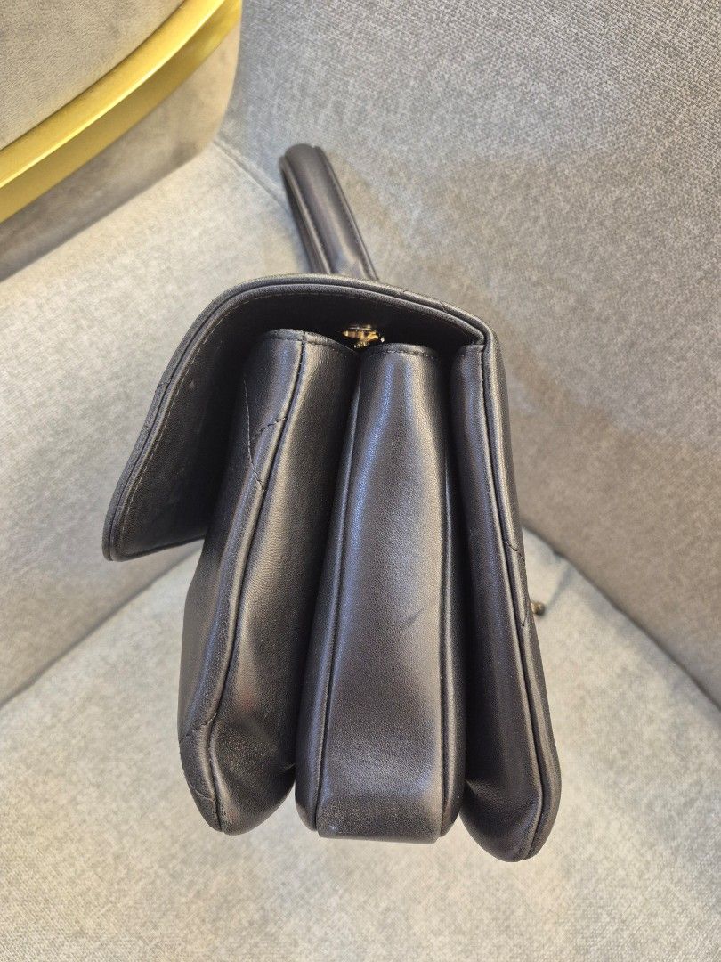 Chanel Trendy CC Medium Black Lambskin Gold Hardware - Image 4
